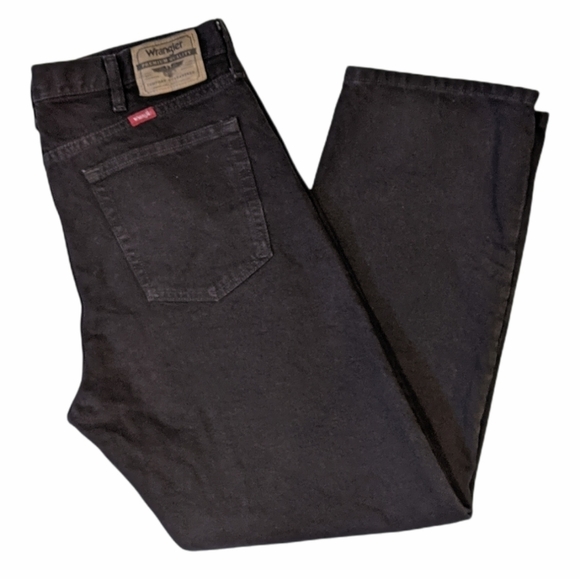 Wrangler Other - WRANGLER relaxed fit black jeans sz 36